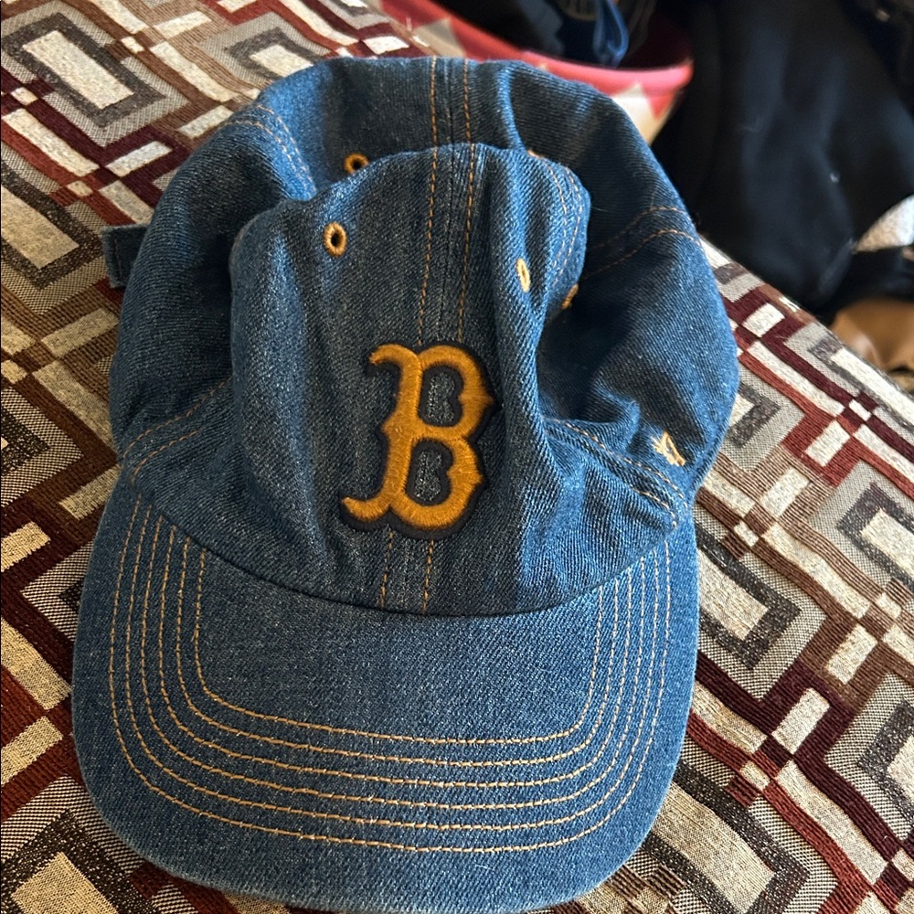 Women’s Boston Red Sox denim hat cap